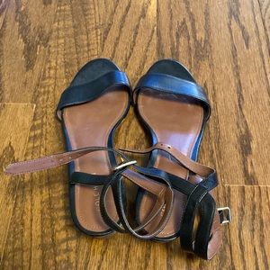 Adorable Cole Haan sandals